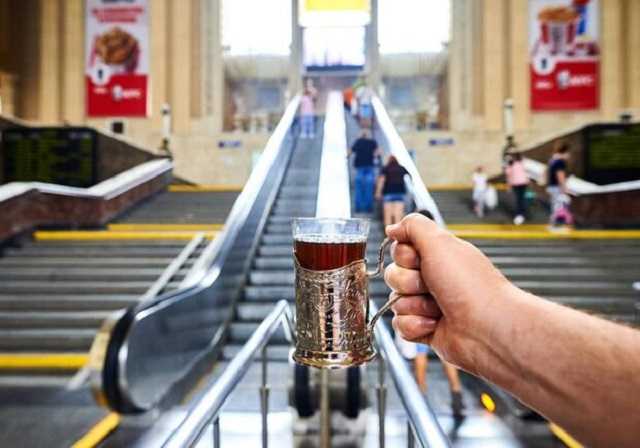 На киевском вокзале появятся эскалаторы с подсветкой