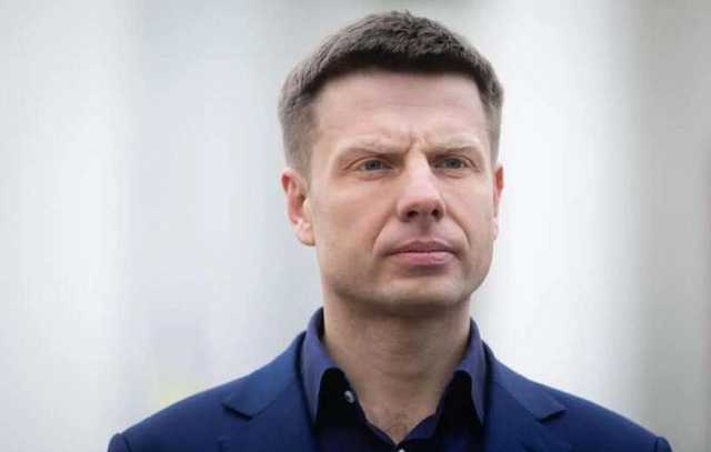 "Укрпошта" вернула украденные из посылок нардепа Гончаренко антисептики