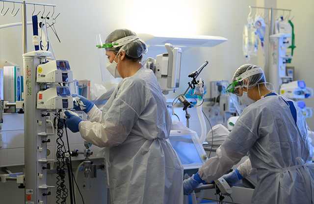 На Закарпатье обнаружили два случая заражения штаммом Дельта