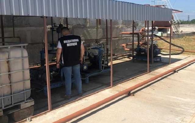 На Черниговщине выявили нелегальное производство топлива