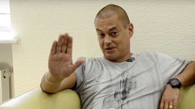 Российский политтехнолог Шувалов обжалует запрет въезда в Украину