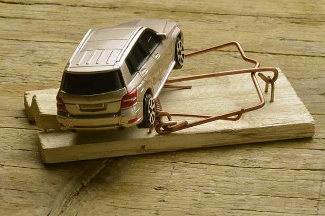 Житель Тернопільщини віддав шахраю 75 тис. гривень за неіснуюче авто