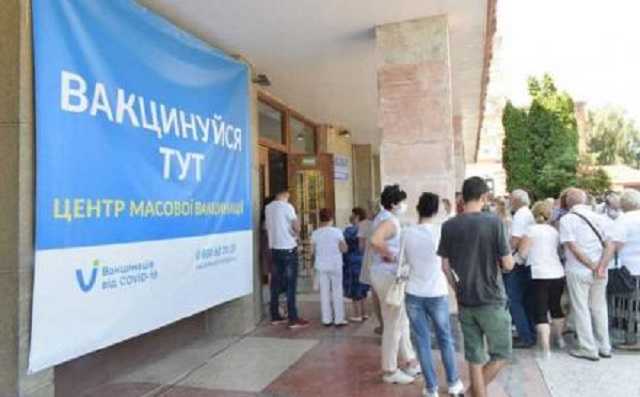 Коронавирусные будни: 40% пунктов вакцинации не работают – нет вакцины