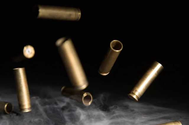 Под Днепром драка обернулась стрельбой: двое пострадавших попали в больницу