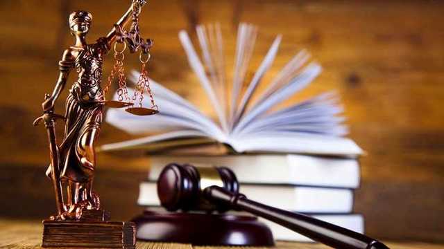 На Волыни суд наказал мужчину, который полностью голым пришел в церковь