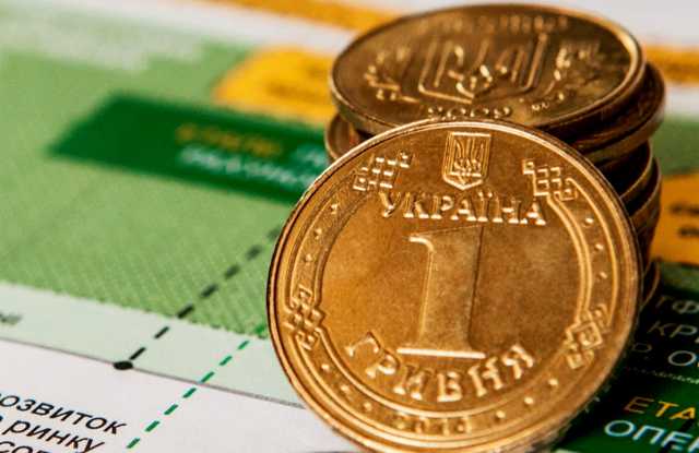 Долг Украины вырос за месяц на один миллиард долларов