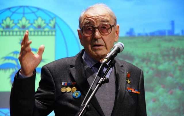 Умер последний член ГКЧП Бакланов