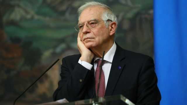 ЕС потребовал от Лукашенко не шантажировать мигрантами соседние страны и пригрозил санкциями