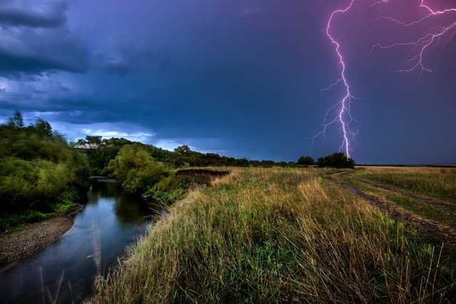 На Украину надвигается гроза: где объявили штормовое предупреждение