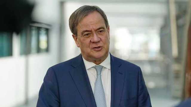 Возможный преемник Меркель пригрозил России санкциями из-за "Северного потока-2"