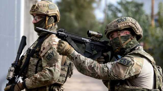 СБУ заблокировала группировку "патриотов" Кивы с оружием и наркотиками