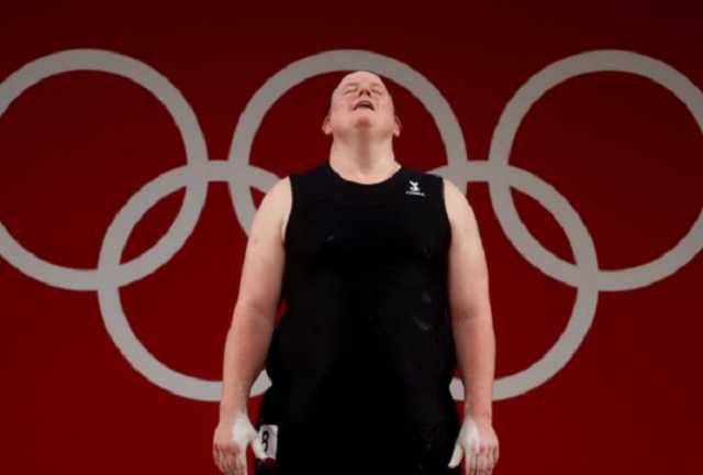 Перша спортсменка-трансгендер провалила виступ на Олімпійських іграх