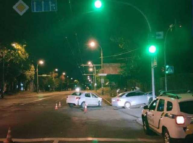 В Киеве пьяный водитель спровоцировал ДТП, в котором травмировался его ребенок