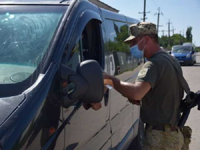 Украина ужесточила правила въезда: что изменилось для граждан страны и иностранцев