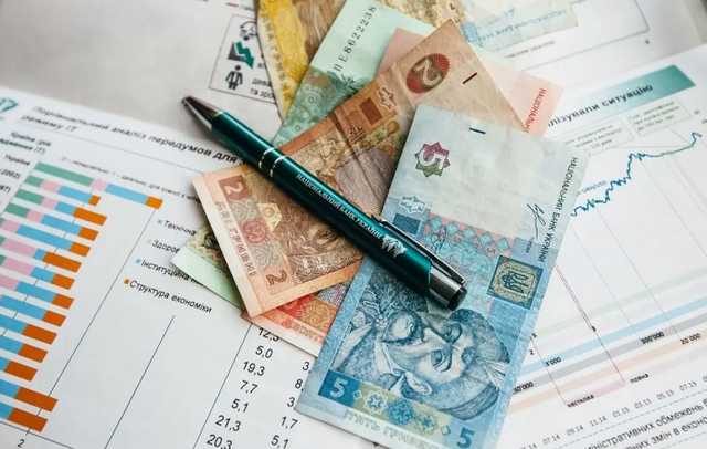 «Космические» платежки за коммуналку: украинцев ждет существенный рост тарифов на тепло и воду