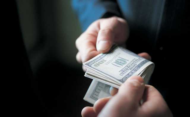 Под Киевом на взятке попался начальник ЦНАП