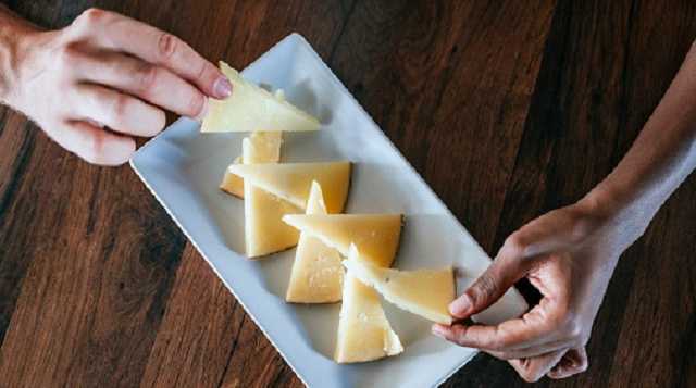 В Украине видели опасный сыр, завезенный из Польши