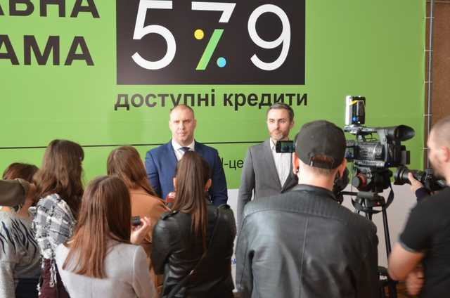 Банки просят свернуть программу кредитов "5-7-9"