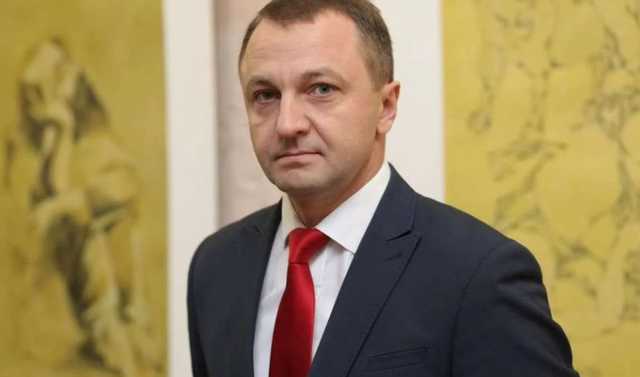 В канун сезона Креминь напомнил театрам о новых законах и штрафах