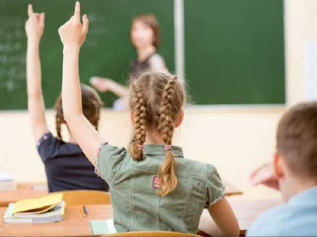 Вакцинация учителей и студентов: кого не допустят к учебному процессу с 1 сентября