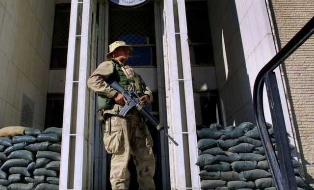 США эвакуируют сотрудников из своего посольства в Кабуле, – Reuters