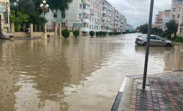 Окуповану Керч затопило водою