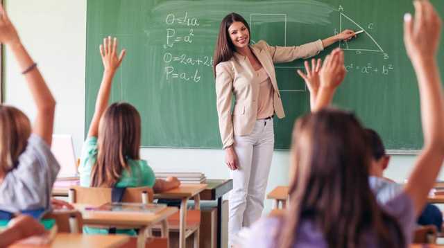 Принудительная вакцинация учителей: в Минобразования прокомментировали вероятность