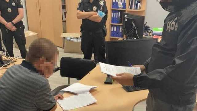 Закупил некачественные антиснайперские системы: экс-чиновнику Минобороны объявили о подозрении