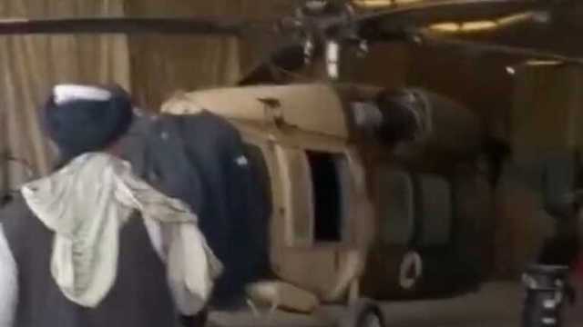 Не собираются отдавать: талибы захватили военную технику США, предоставленную Афганистану