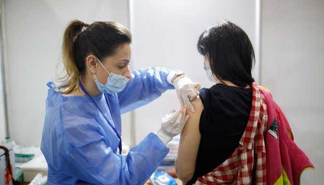 В Киеве открыли запись на прививку вакциной Pfizer в Blockbuster Mall