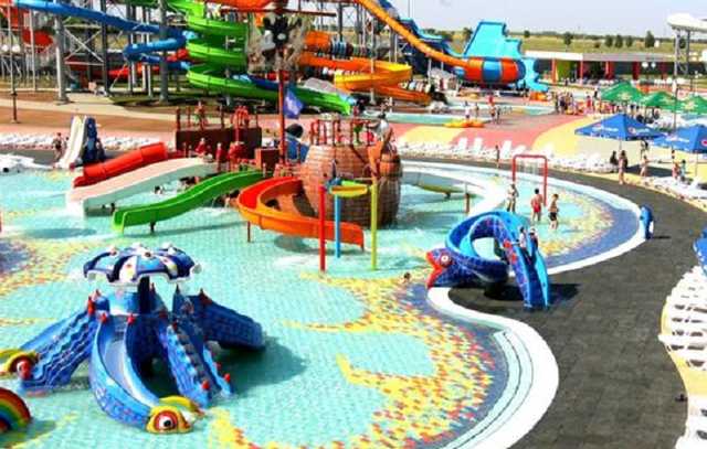 Аквапарк в Кирилловке неприятно удивил посетителей: скандальное видео