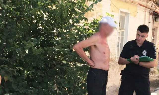 В Чернигове мужчина пытался поджечь себя и офис облгаза, самосожжение удалось предупредить