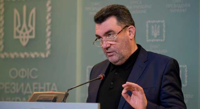 Данилов: нужно признать, что есть влияние олигархов на законодательную власть