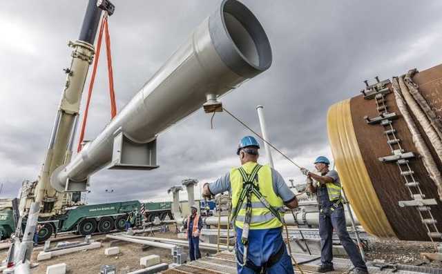 В водах Дании завершили укладку труб "Северного потока-2"