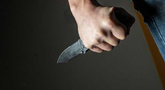 В Бердичеве мужчина ножом убил сожительницу, она успела лишь позвать на помощь