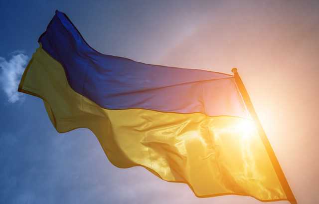 50% украинцев считают флаг главным символом государства – опрос