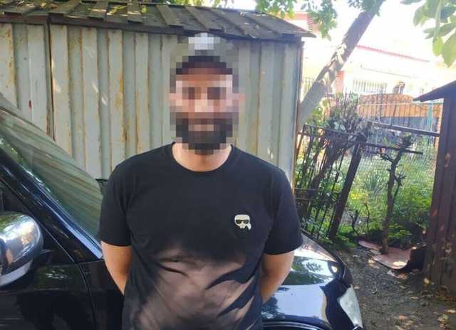 В Умани иностранец устроил стрельбу на улице, есть пострадавший