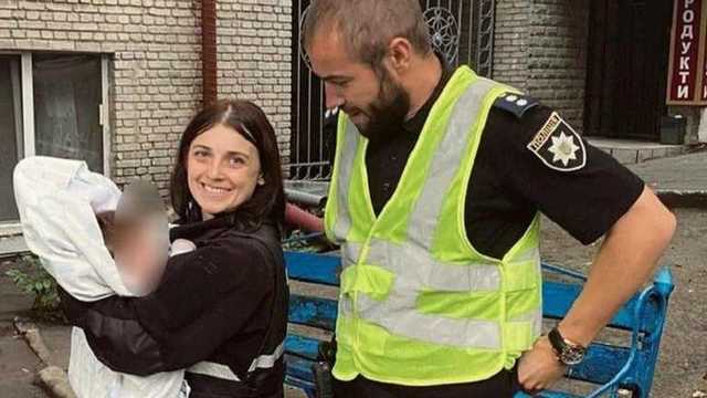 В центре Киева выпивший потерял 2-месячную девочку