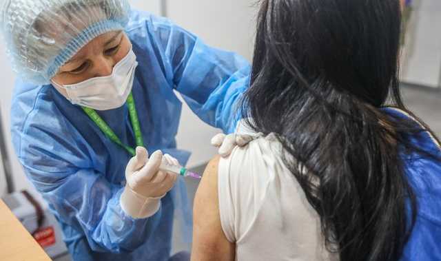 Ревакцинацию от COVID-19 планируют проводить через год, - Кузин