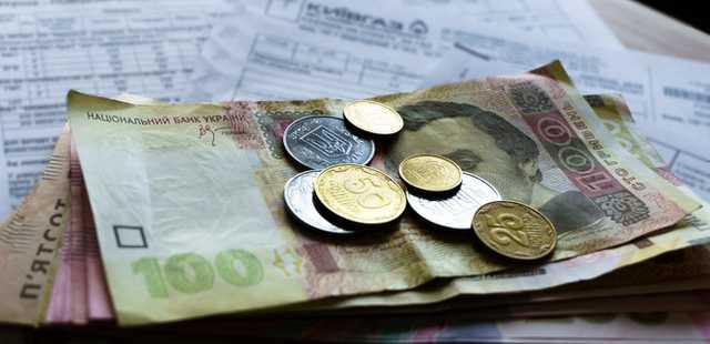 Почему власти снова разрешили отключать украинцев от услуг ЖКХ за долги