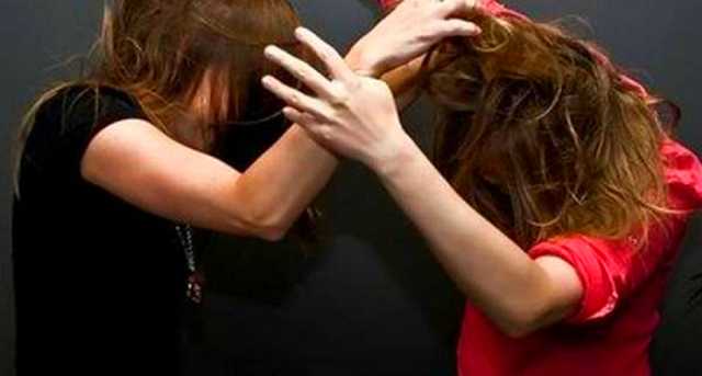 В Харькове прошла массовая драка с участием девушек