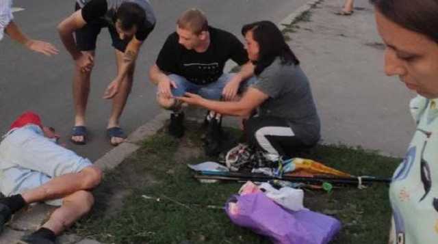 Ехал прямо на людей. В Харькове пассажиры трамвая серьезно пострадали на дороге