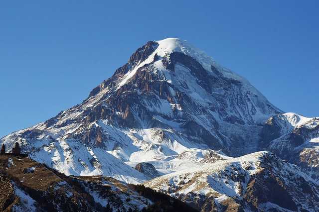 В Грузии лавина накрыла альпинистов: среди пострадавших могут быть украинцы