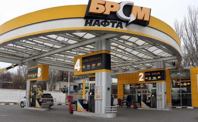 Лидер рынка бодяги сеть АЗК БРСМ Нафта скупает заправки по всей Украине