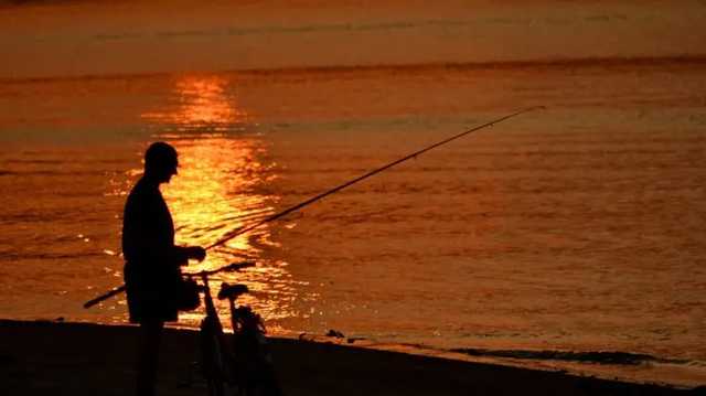 В Одесской области крупная рыбина утащила рыбака на дно лимана