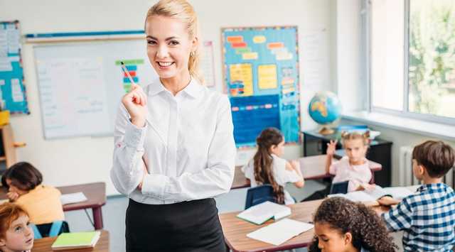 В Украине учителя могут получить 60 тыс. гривен: кому дадут доплату