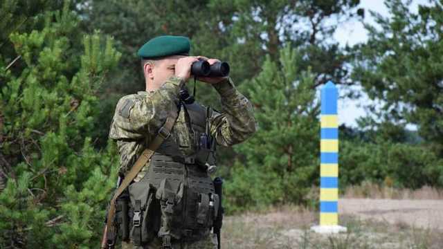 Из-за учений с Россией: Украина усилила контроль за границей с Беларусью