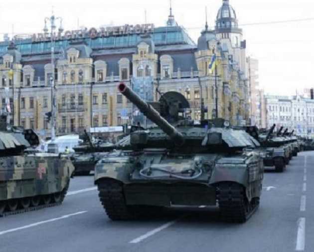 Танки грязи не боятся: в Украине отмечают юбилейный День танкиста