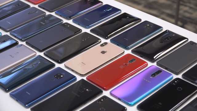 Вместо смартфонов продают "звонилки" без камер, памяти и гарантии: как мошенники обманывают украинцев