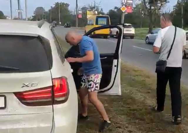 В Бердянске депутат горсовета Рудницкий сбил пешехода и пытался сбежать